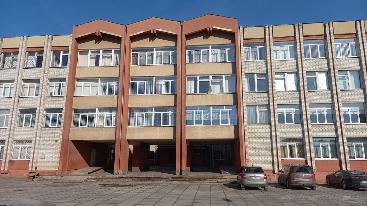 У львівській школі учень розпилив перцевий балончик, трьох дітей госпіталізували
