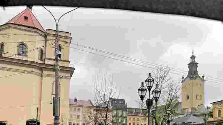 Синоптики оголосили на Львівщині штормове попередження