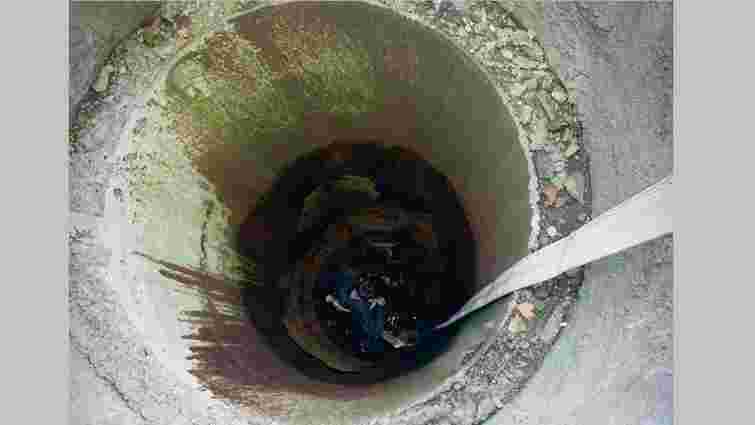 На Львівщині 13-річний хлопчик  впав у каналізаційний колектор