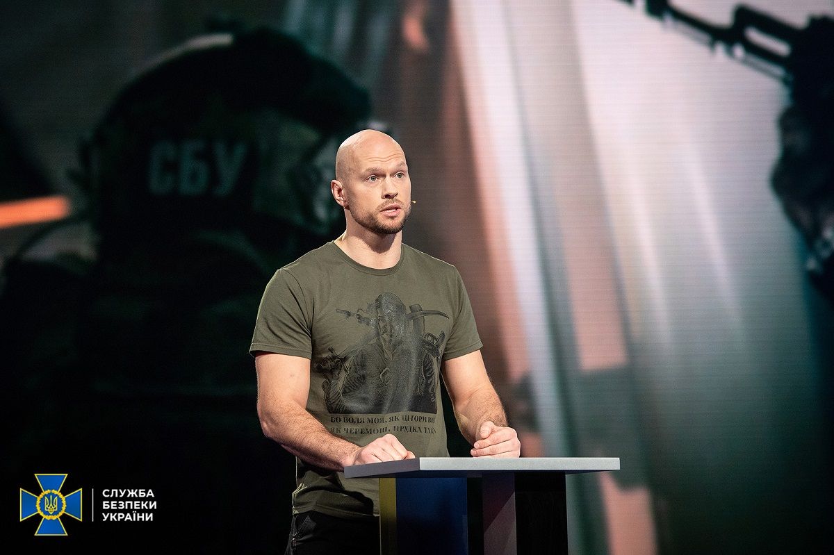 Після розслідування ЗМІ голову департаменту кібербезпеки СБУ Іллю Вітюка відрядили на фронт