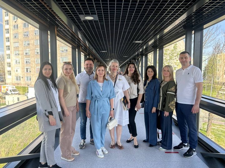 Дружини мерів відвідали реабілітаційний центр Unbroken (Фото надали організатори)