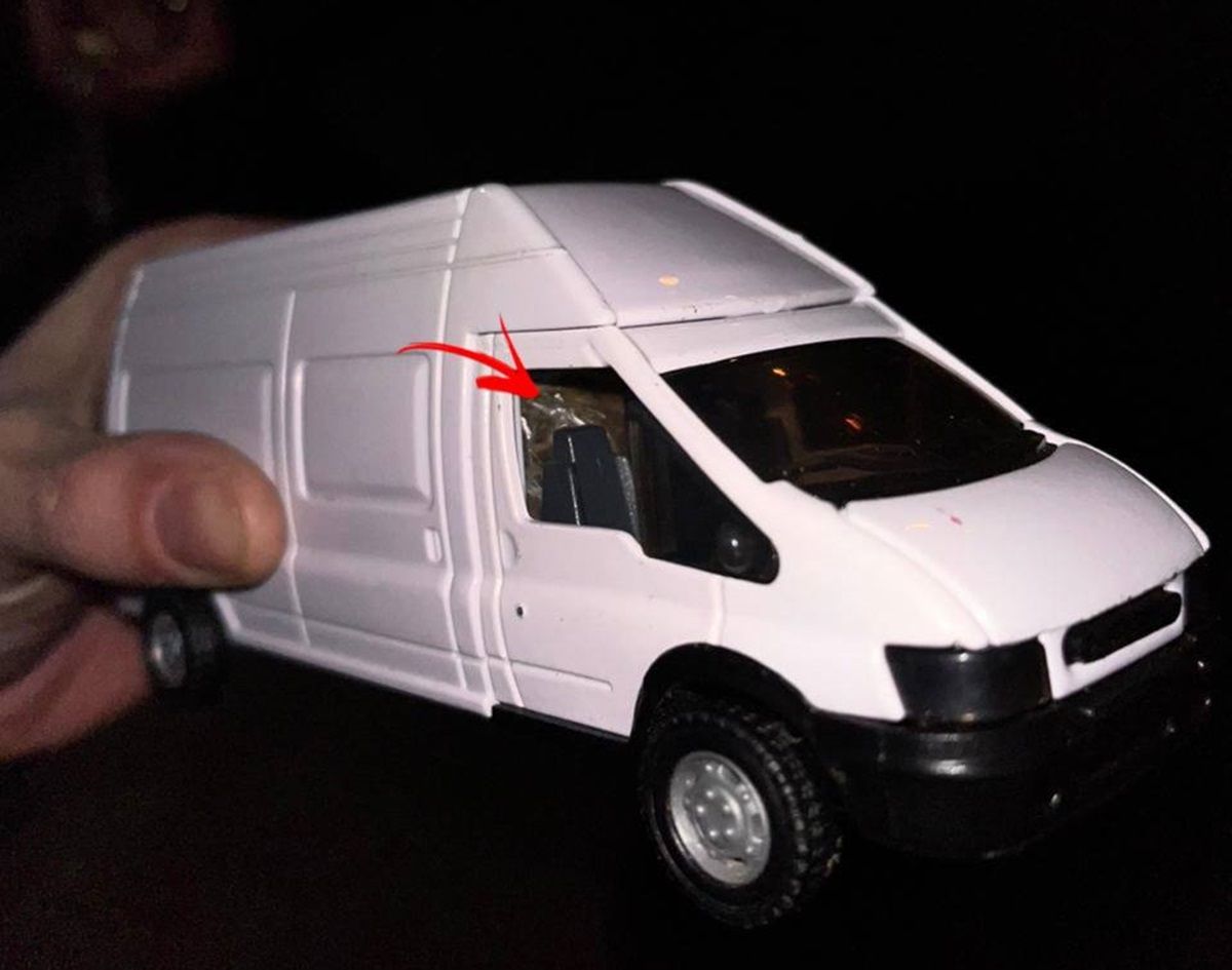 Патрульна поліція вилучила в тернополянина іграшковий автомобіль з наркотиками всередині