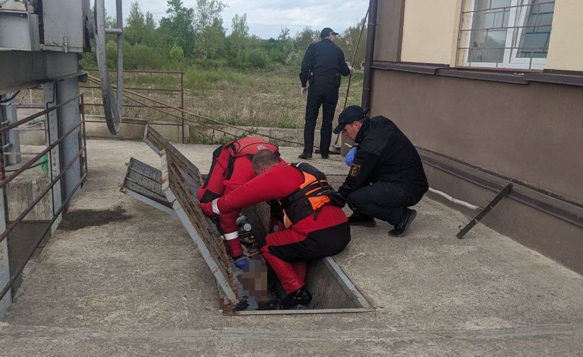 На Буковині у водному каналі гідроспоруди виявили потопельника
