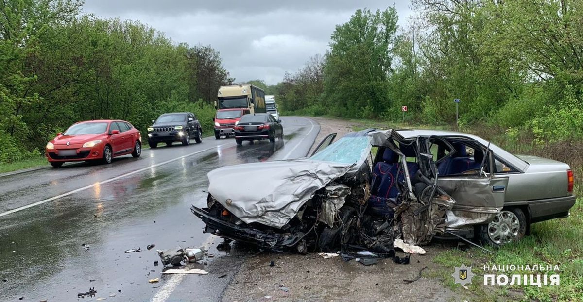 На Буковині у ДТП з вантажівкою загинув 56-річний чернівчанин
