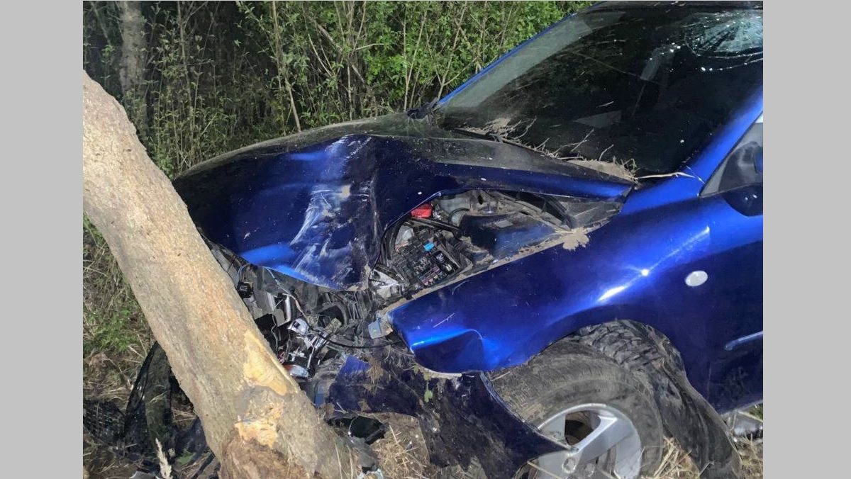 Біля Жовкви 31-річний водій без прав розбив авто і втік з місця ДТП
