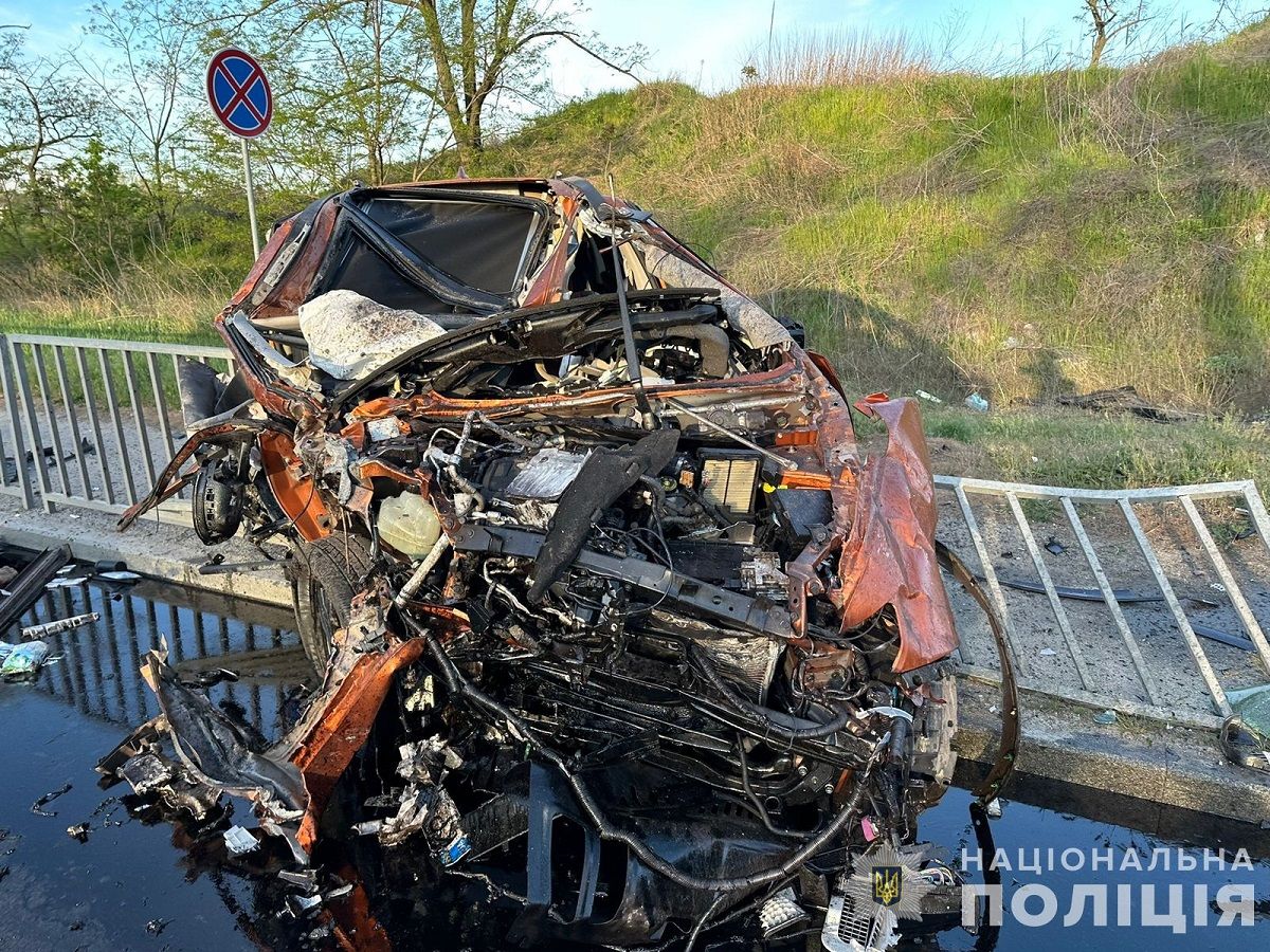 У Запоріжжі внаслідок зіткнення Nissan та Audi A5 загинули обидва водії