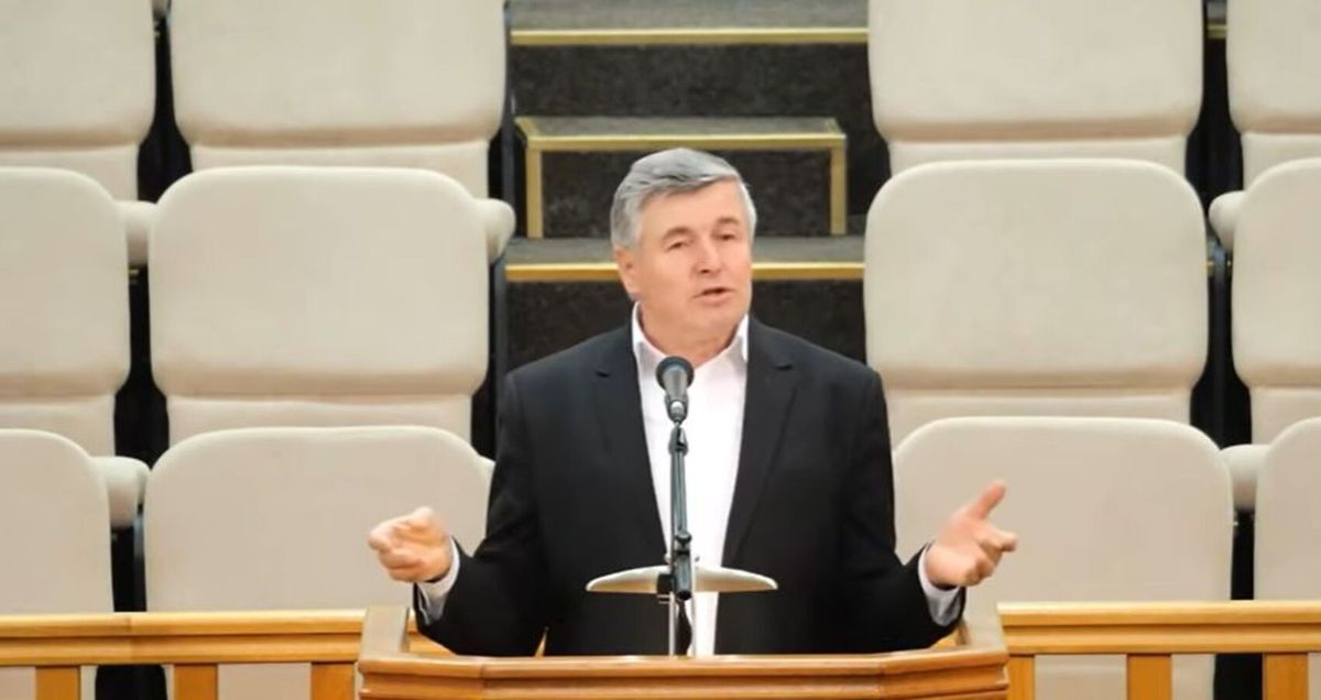 Євангельського пастора з Рівненщини відлучили від церкви за домагання до дітей у США