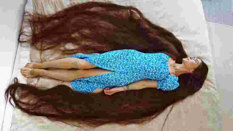 Українка потрапила до Книги рекордів Гіннеса як власниця найдовшого волосся у світі