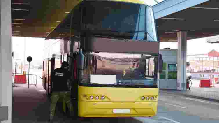 На  кордоні з Молдовою запровадять «єЧергу» для автобусів