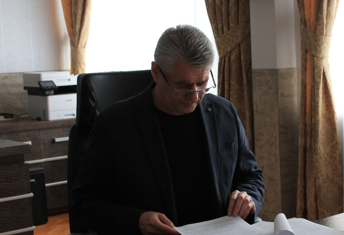За 2023 рік прокурор Закарпатської області задекларував майже 2 млн грн зарплати
