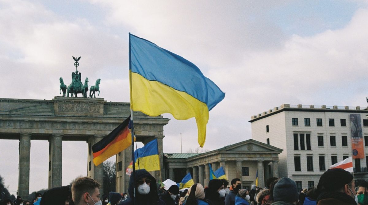 Німеччина не планує позбавляти чоловіків з України статусу біженців