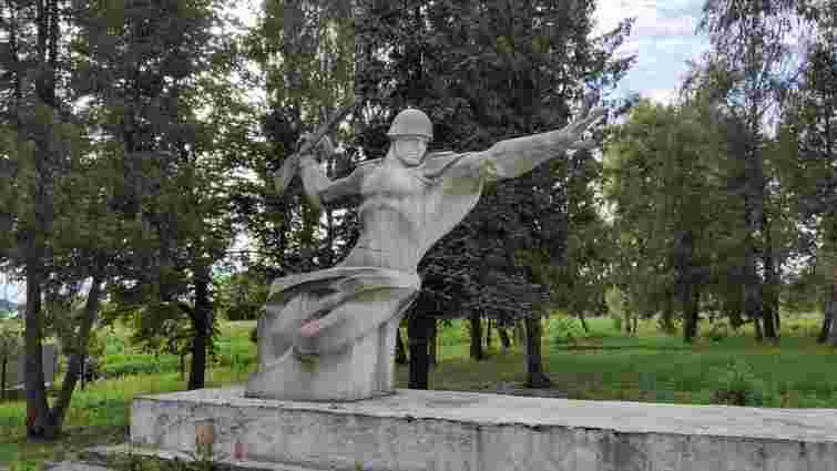 У Коломийській громаді демонтують ще три радянські монументи