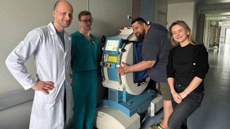 У київському «Охматдиті» провели комп’ютерну томографію захиснику із вагою 250 кг