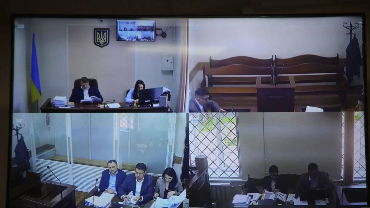 Підозрюваного в розкраданні земель міністра Миколу Сольського взяли під варту