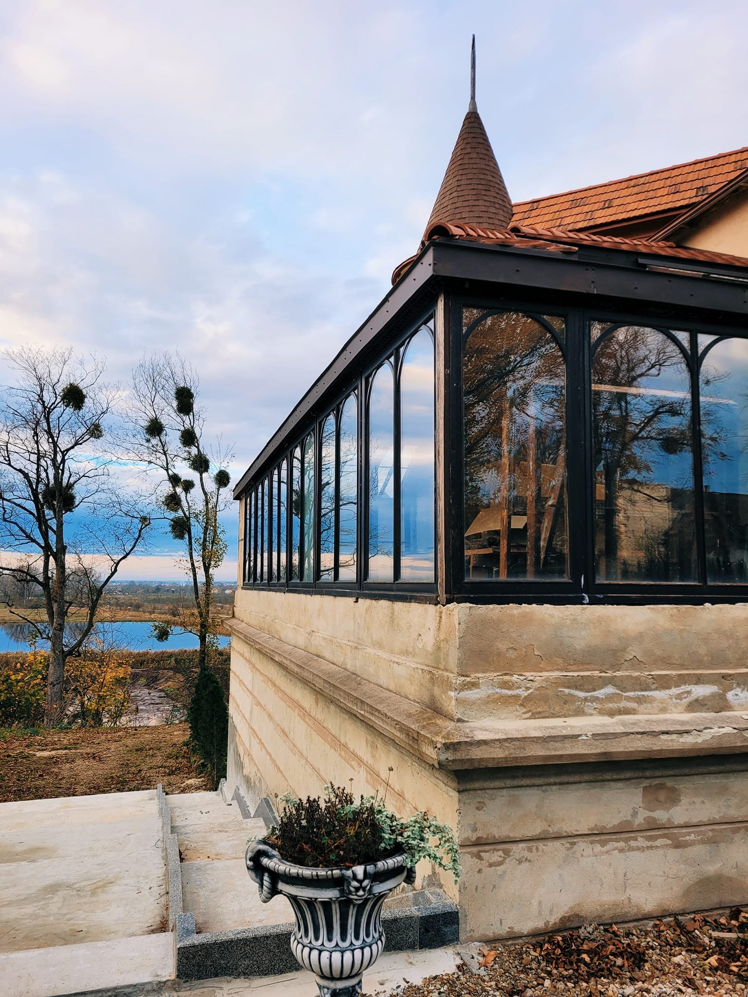 Засклена тераса (фото Соломії Николин)