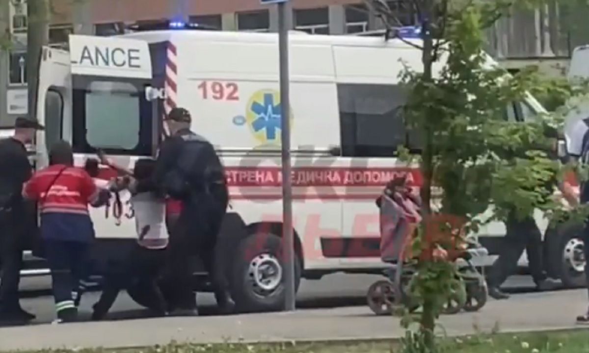 29-річна ужгородка намагалася перерізати собі вени на вулиці у Львові