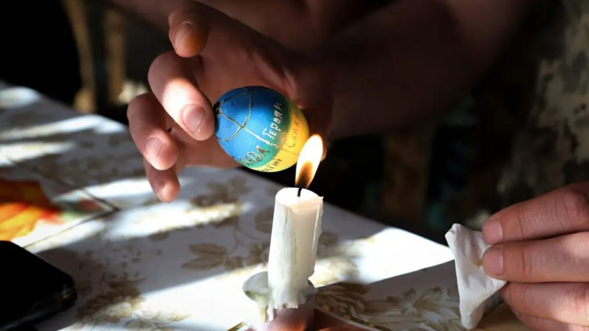 Процес створення писанки (Фото 80 ОДШБ)