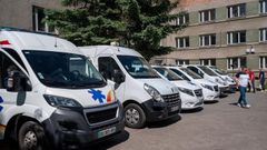 Французькі благодійники доправили на Львівщину 9 автомобілів «швидкої»