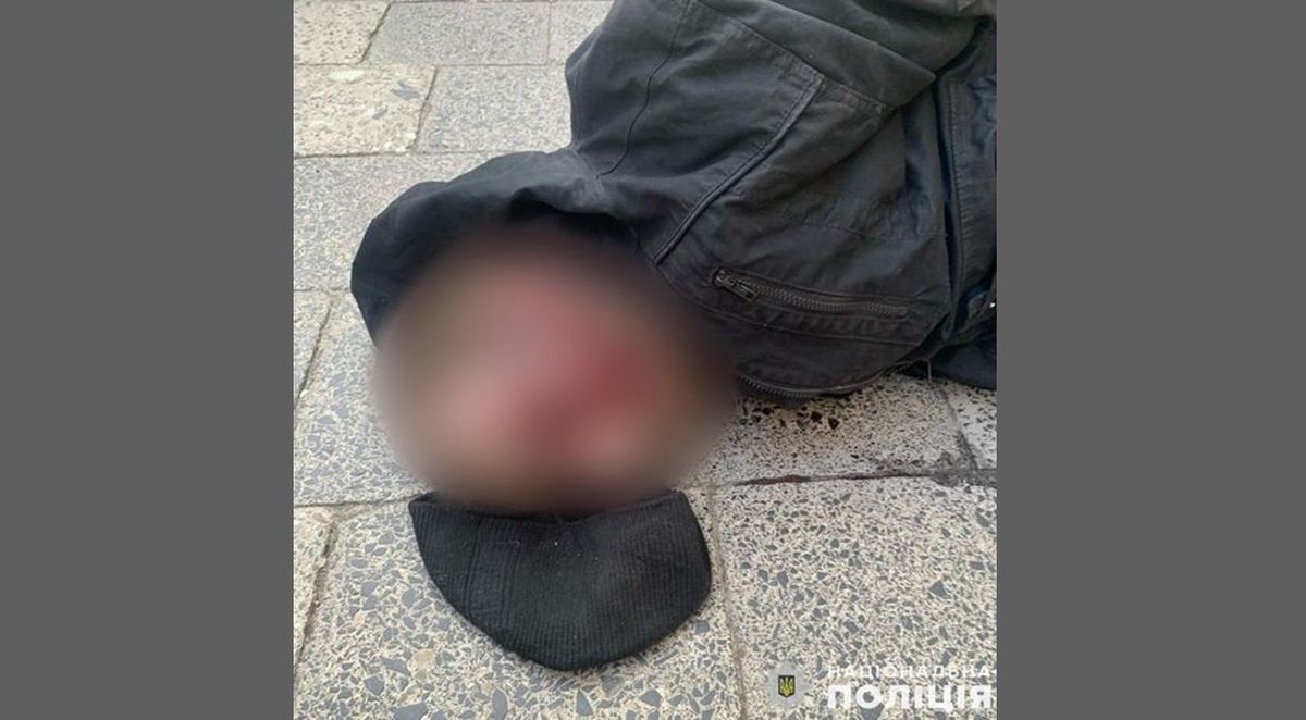 Суд ув’язнив львів’янина за напад з бритвою на двох жінок у центрі Львова