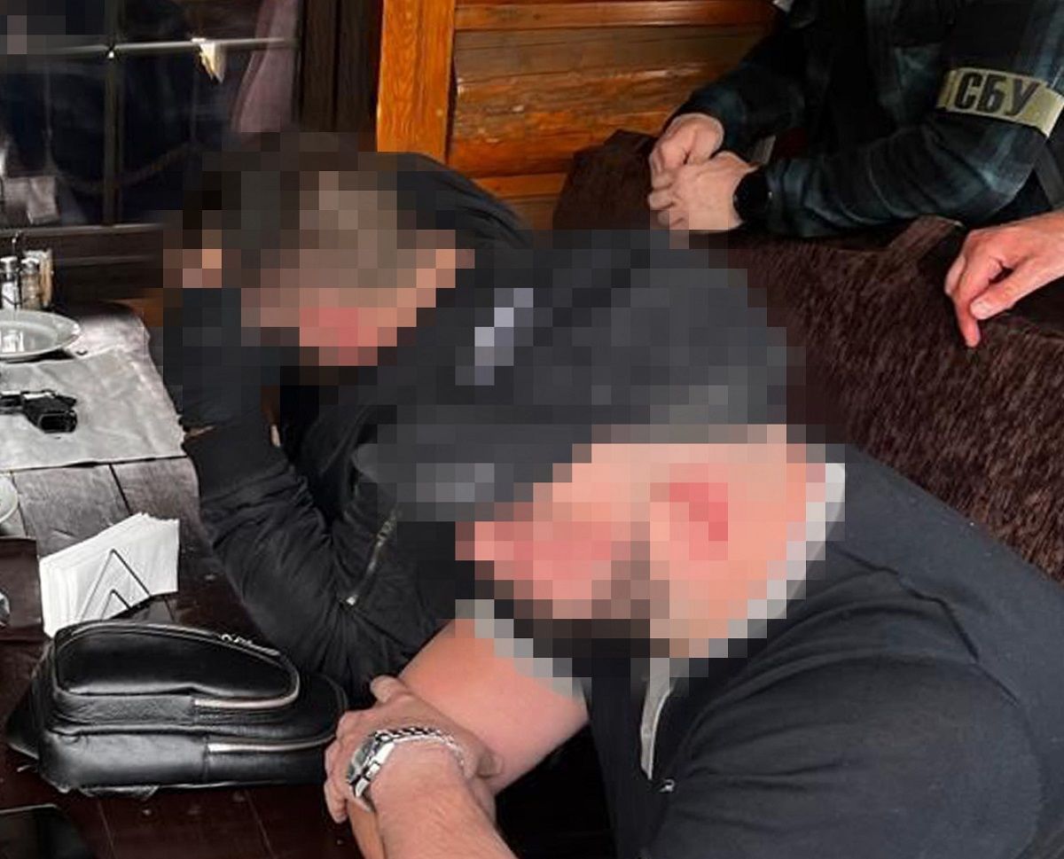 СБУ викрила схему продажу ухилянтам фальшивих консульських документів