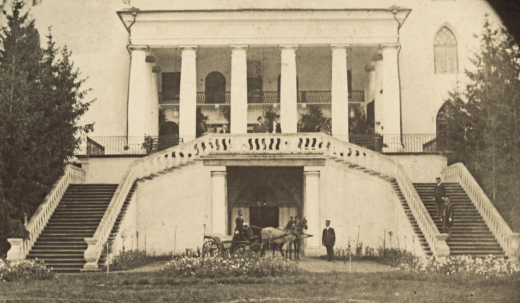 Фото зі сторінки «Мандрівки старим кордоном»