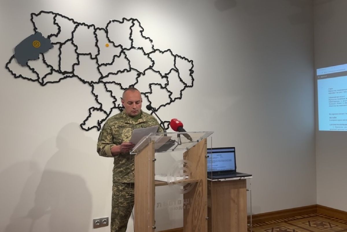 На Львівщині змінили правила видачі перепусток на комендантську годину