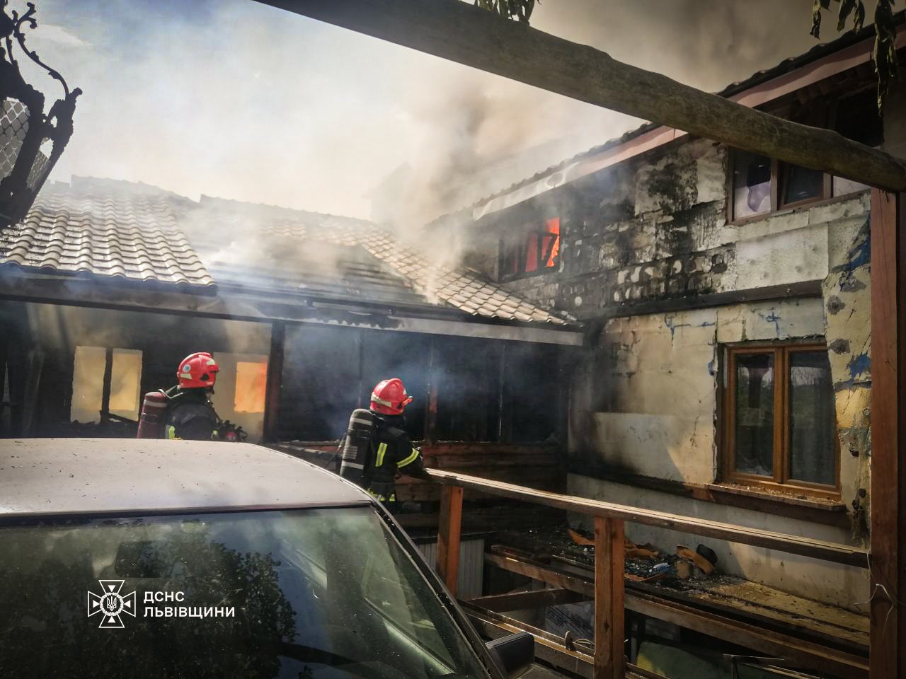 На Сихові спалахнув приватний будинок