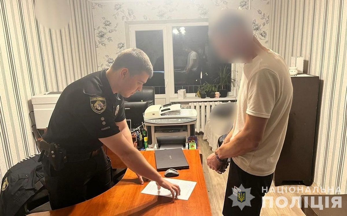 Мешканець Кривого Рогу задушив знайомого сорочкою та втік до Львова 