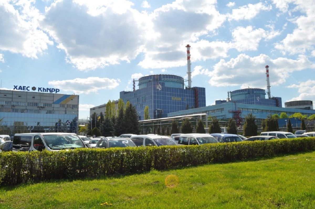 Директорка київського підприємства привласнила 3 млн грн на реконструкції Хмельницької АЕС