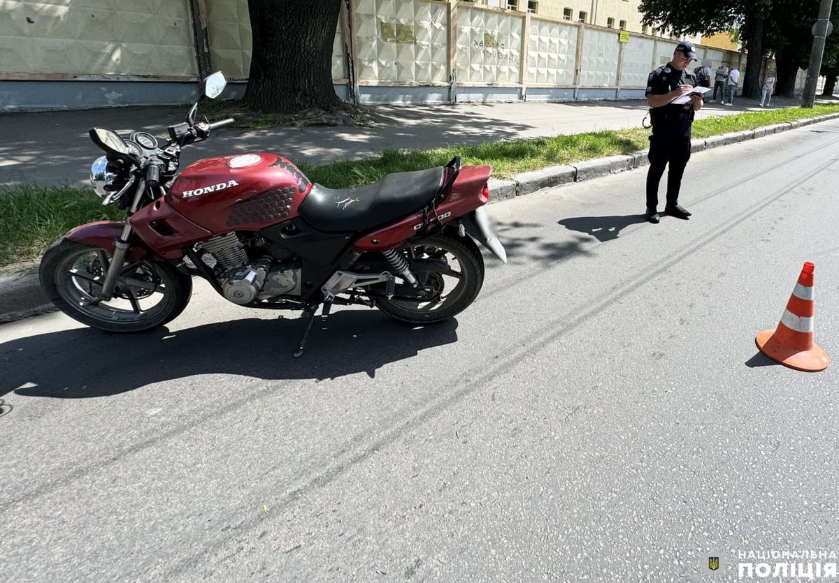 У Рівному поліція розшукує свідків ДТП, внаслідок якої загинула 80-річна жінка