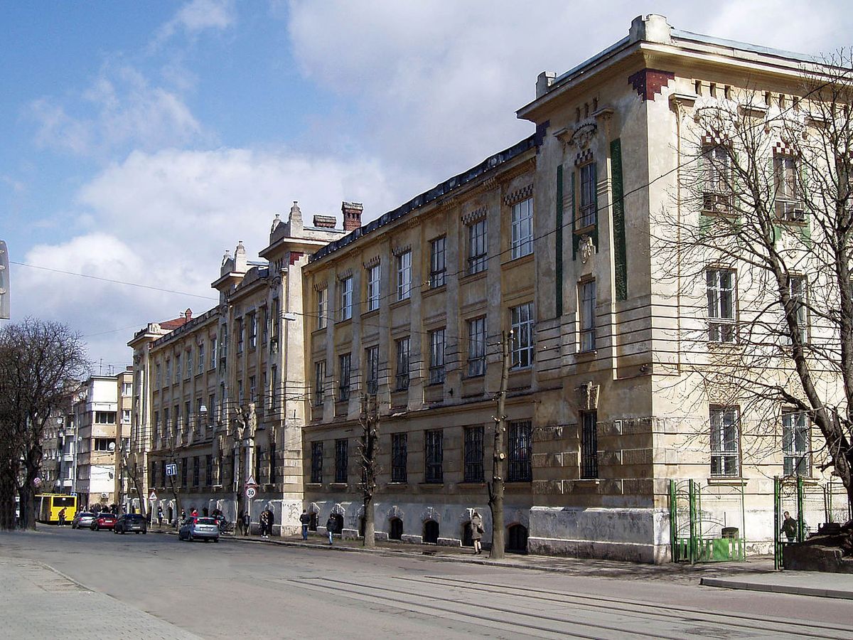 Львівська міськрада програла суд за будівлю коледжу транспортної інфраструктури