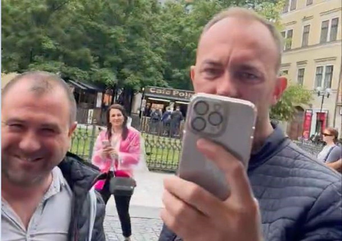 У Празі росіяни напали на українських та чеських волонтерів