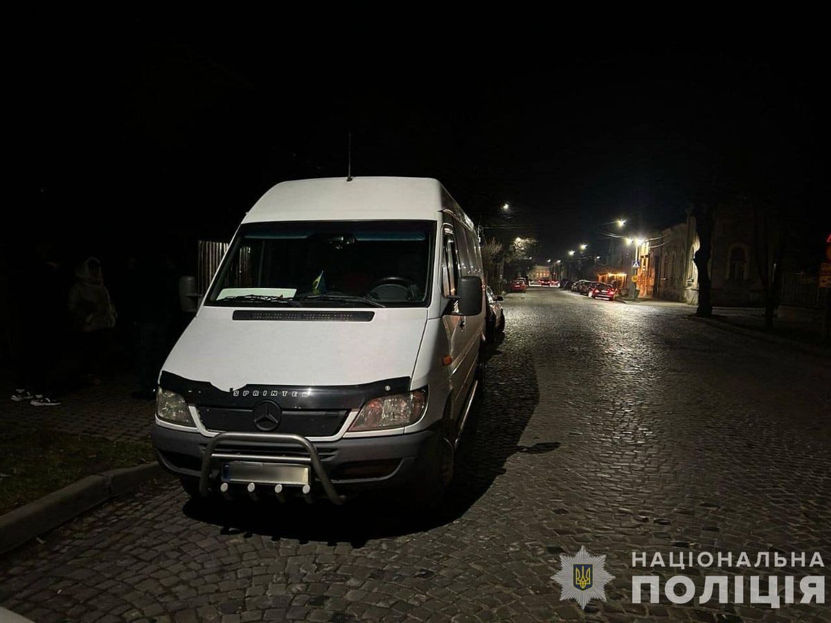 На Закарпатті водій автобуса на смерть збив пасажира і уник покарання