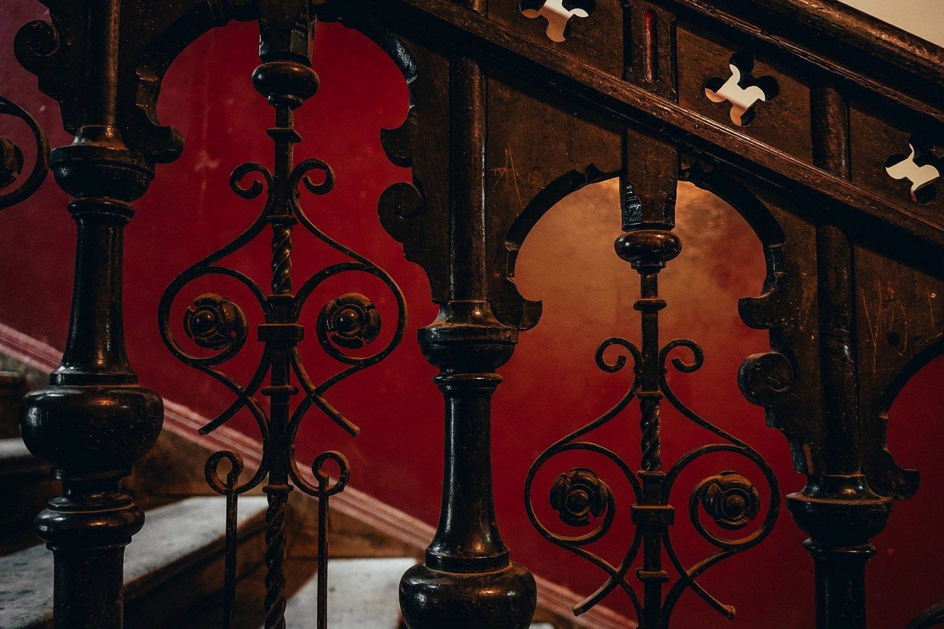 Сходова клітка (фото Бюро спадщини)