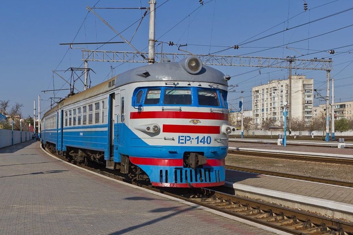 Через відключення світла на Тернопільщині скасували деякі приміські поїзди