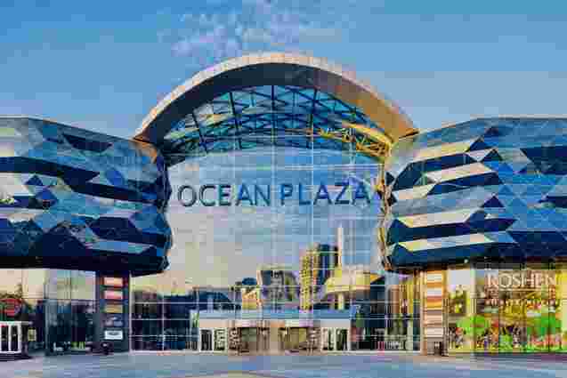 Виставлений на продаж київський ТРЦ Ocean Plaza боргує російському олігарху 8 млрд грн