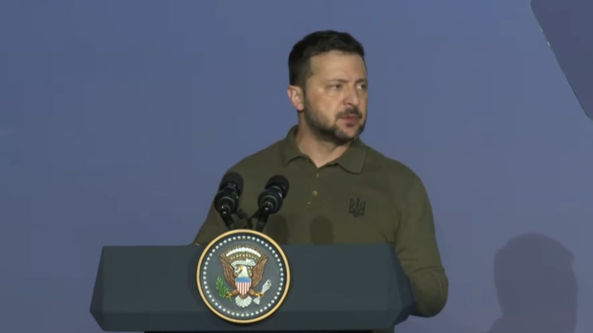 США поставлять Україні ескадрильї літаків різних типів, – Володимир Зеленський  