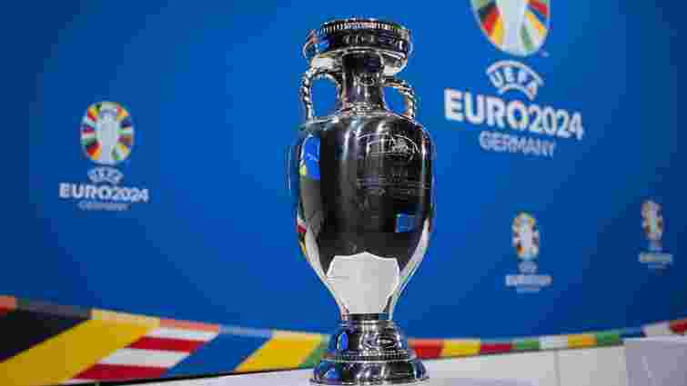 Хто вийшов у плей-оф на Євро-2024: актуальні турнірні таблиці 