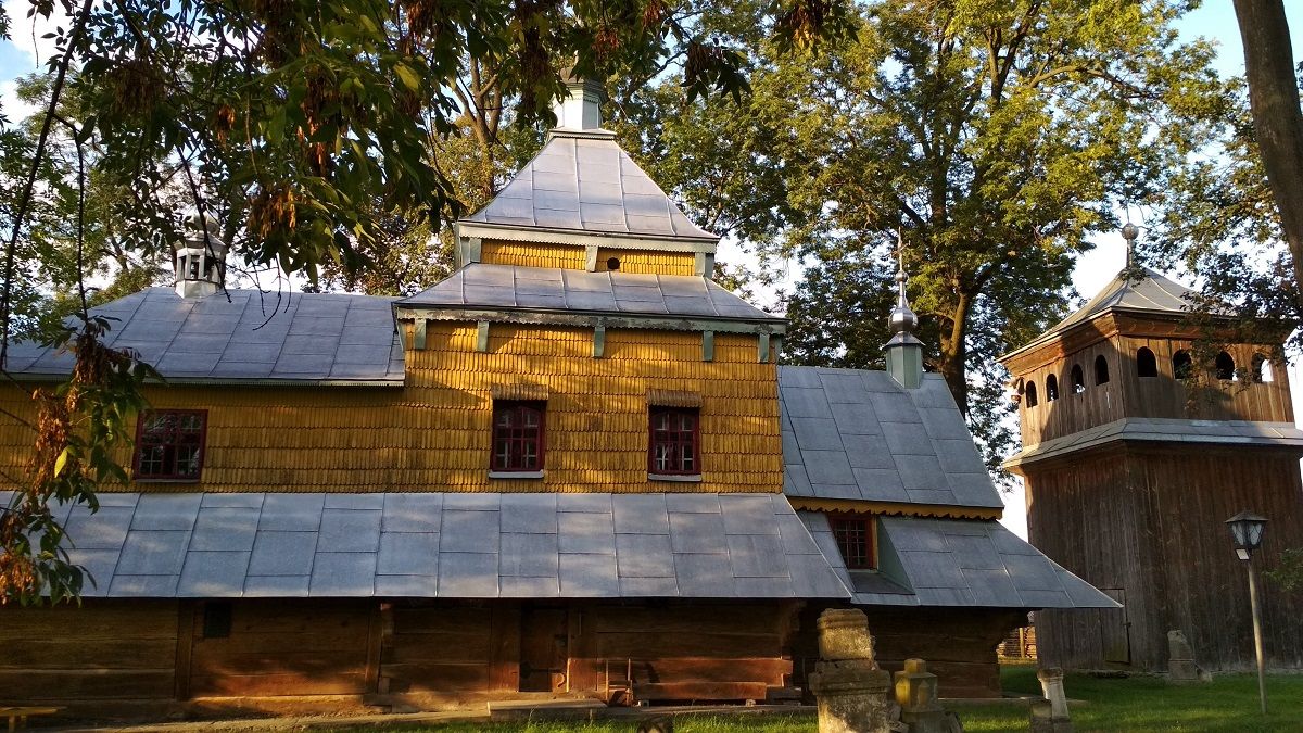 Воля-Висоцька: древня церква захисників