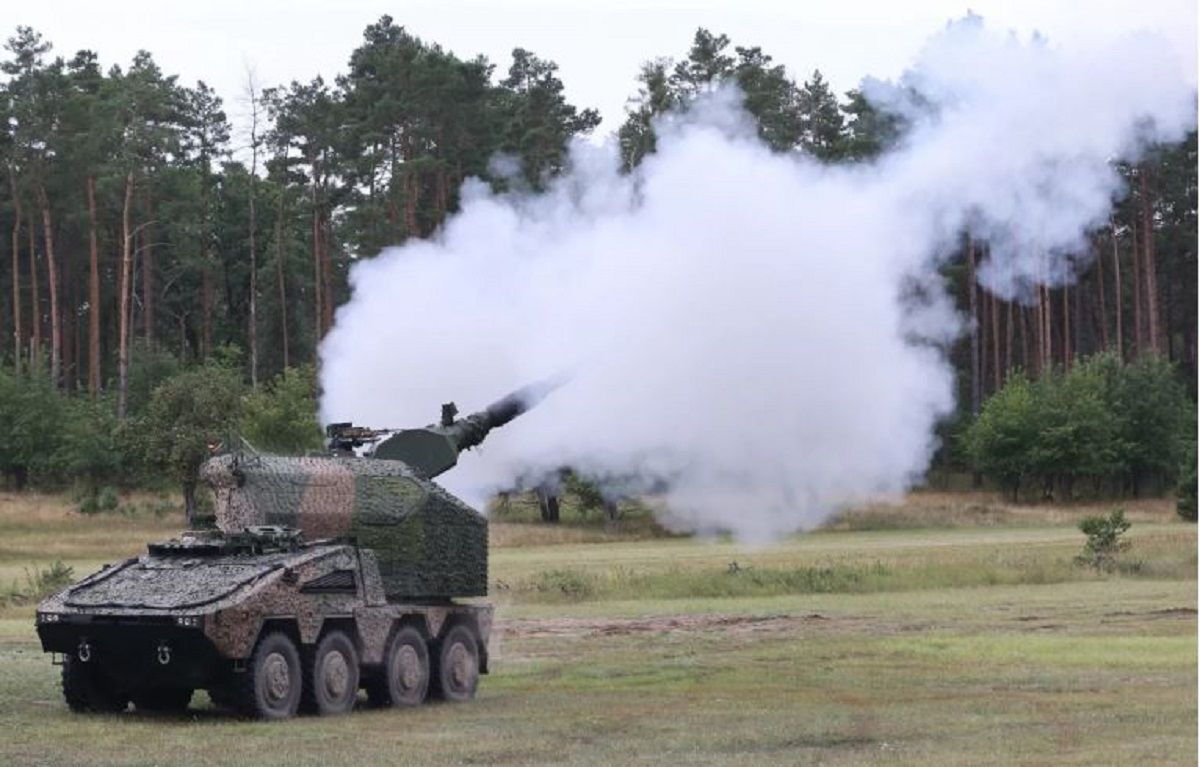 Україна отримає 54 колісні артилерійські системи RCH 155
