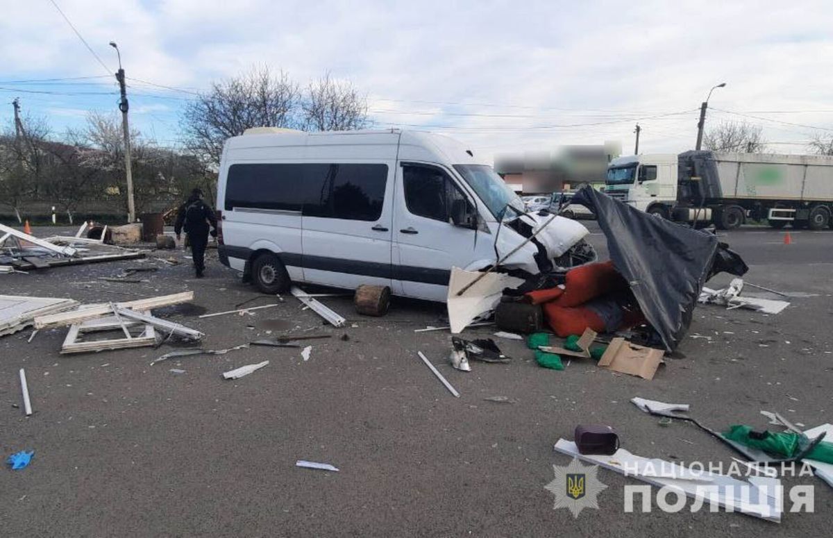 Водій мікроавтобуса уник покарання за збиття двох людей на блокпосту під Луцьком