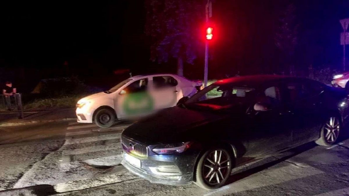 Водій з вдесятеро перевищеною нормою алкоголю спричинив ДТП з таксі у Львові