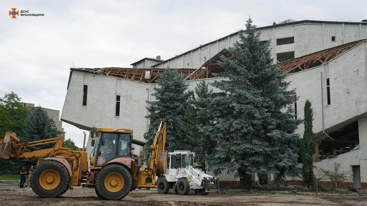 В Івано-Франківську завершили розбір завалів після ракетного удару