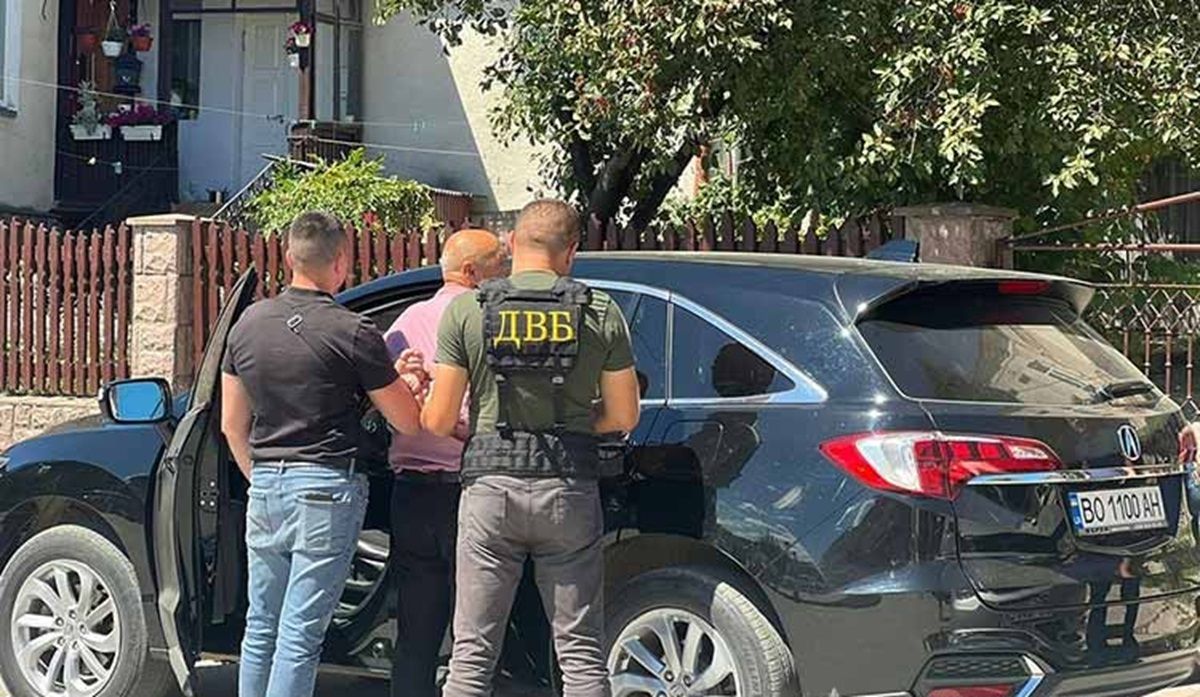 На Тернопільщині ексначальник МРЕВ вимагав 8000 грн за здачу екзамену на водіння