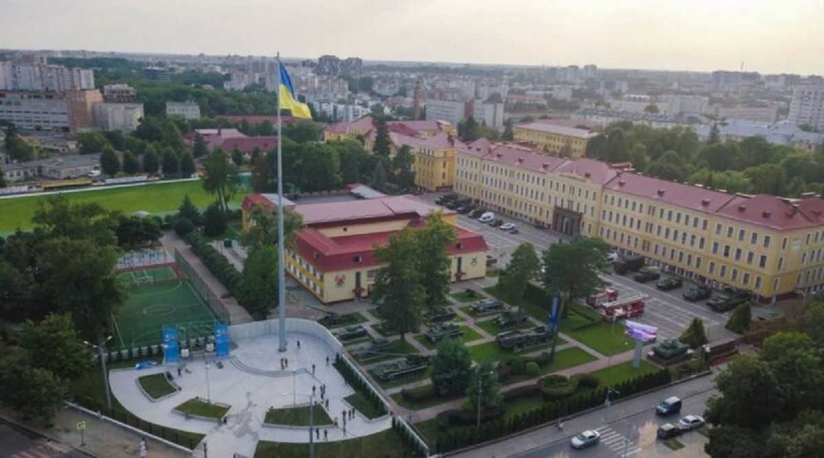 Львівська облрада підтримала Академію сухопутних військ у протистоянні з нардепами