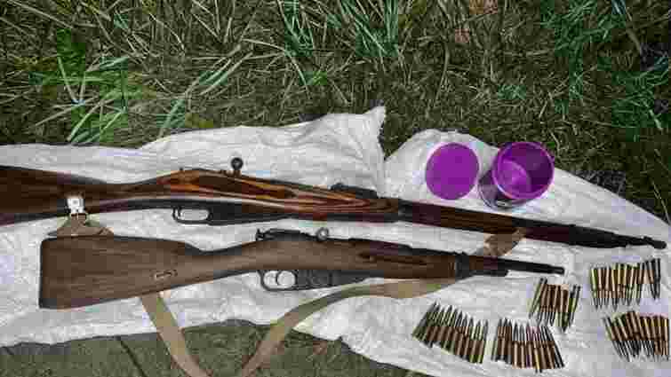 Двох львів'ян затримали за незаконний продаж гвинтівок та вибухівки