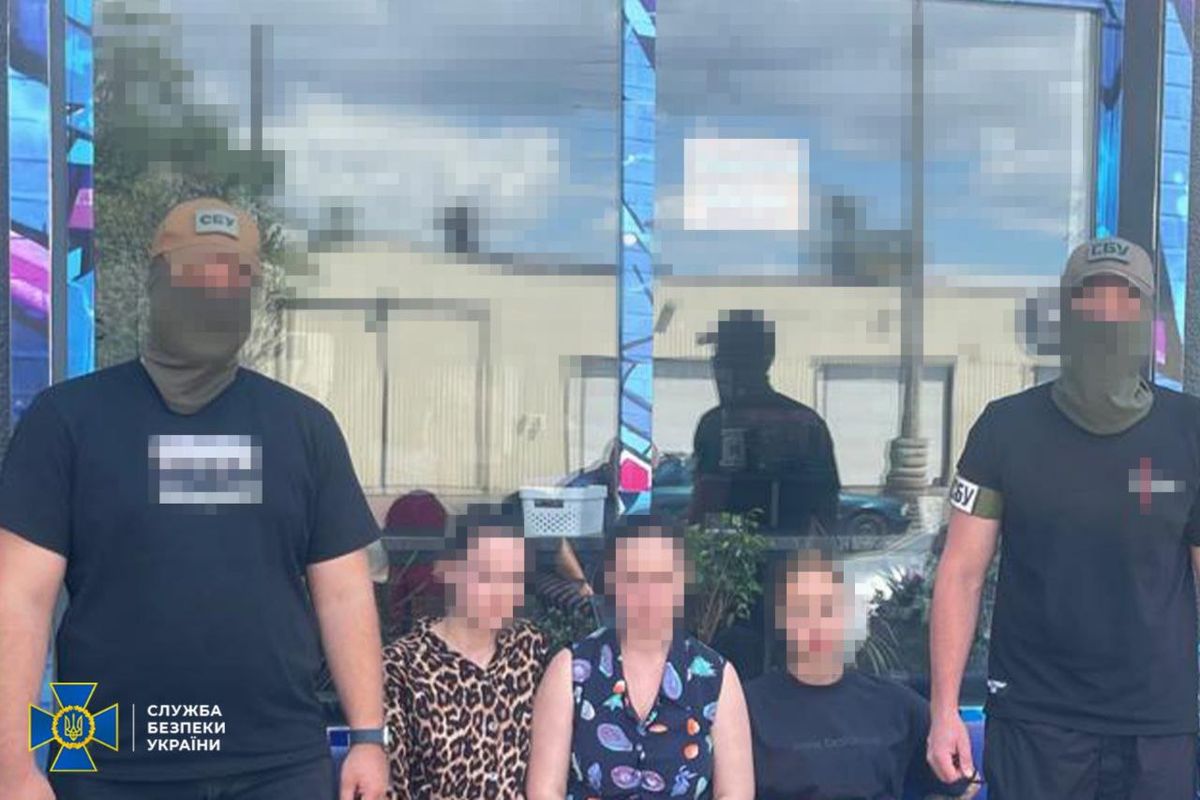 В Одесі три працівниці кав'ярні готували масований удар по ТЦК та військовим госпіталям