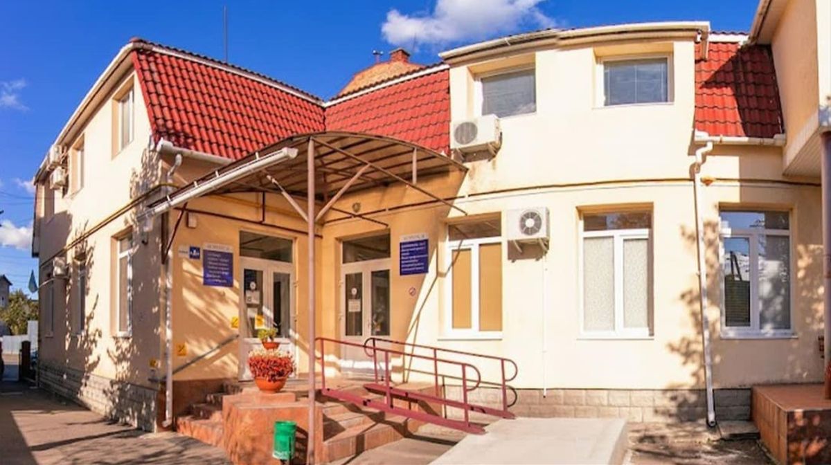Працівників Закарпатського центру громадського здоров’я підозрюють у привласненні 1 млн грн