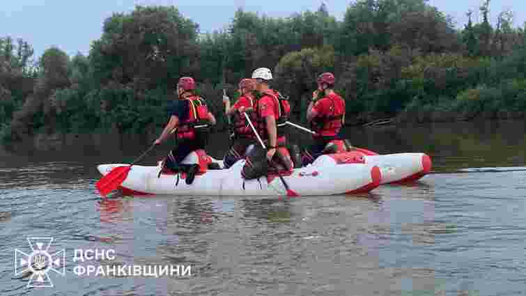 Троє чоловіків втопились під час відпочинку у Дністрі на Прикарпатті