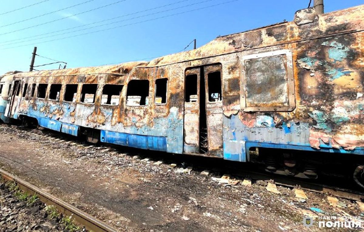 48-річний житель Рівненщини задля помсти спалив вагон дизельного поїзда